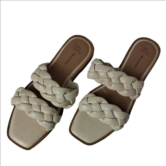 Time and Tru Shoes - Time and Tru Women's Size 8 Sandals